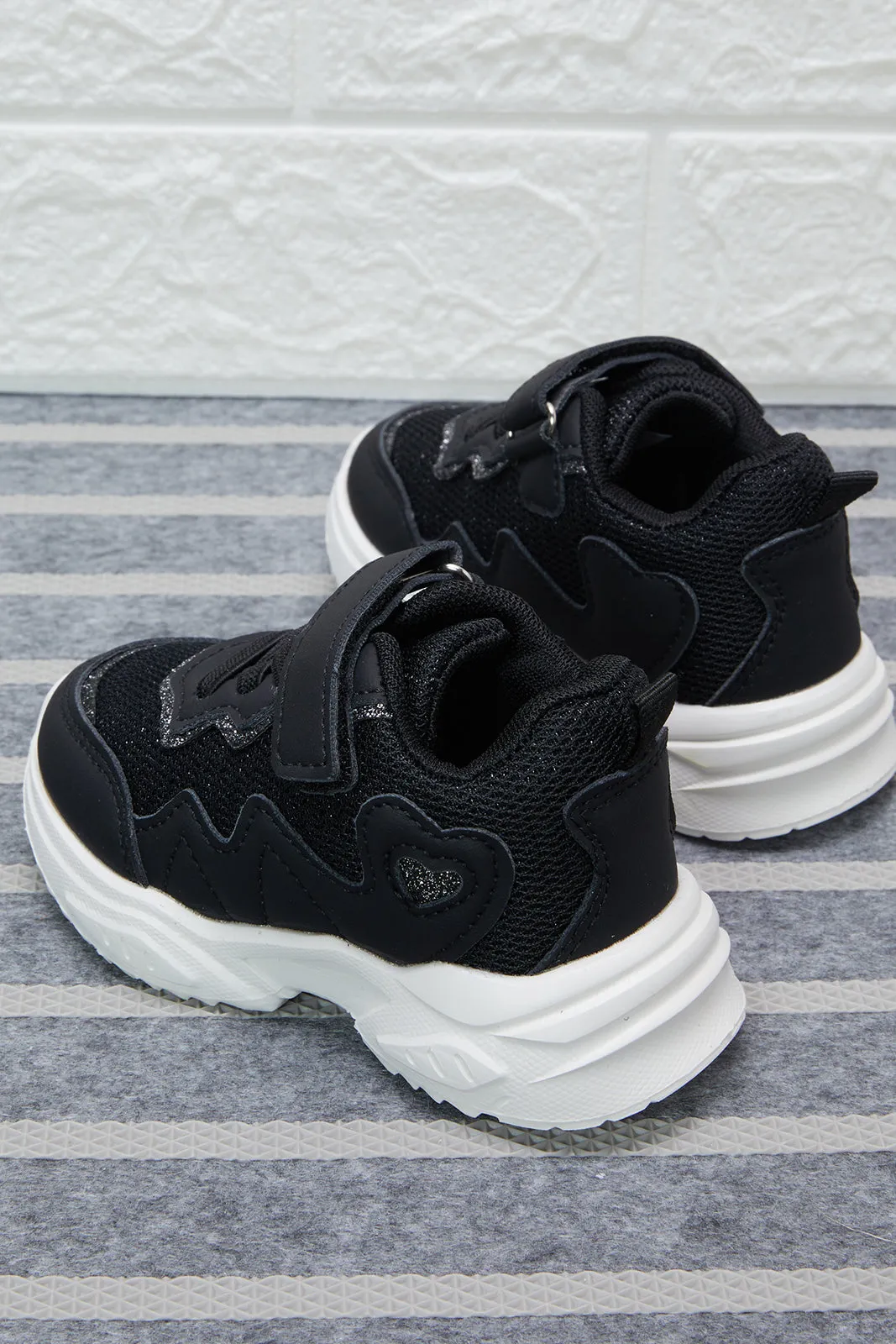 Black Chunky Trainer