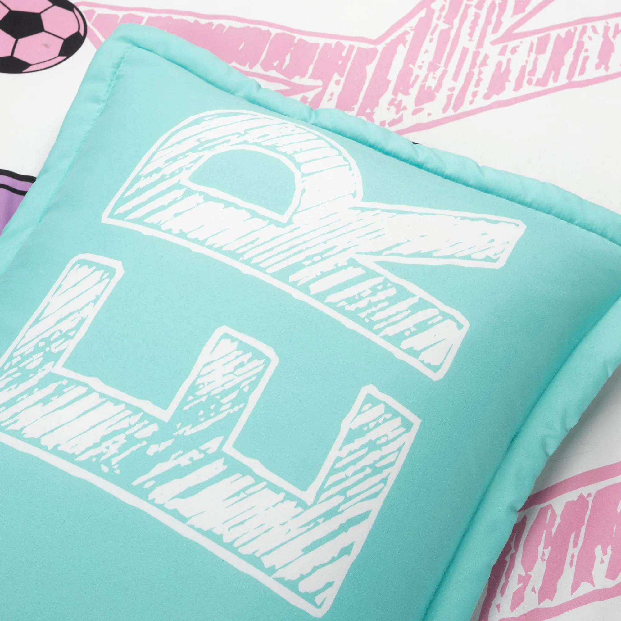 Girls Soccer Kick Comforter Set