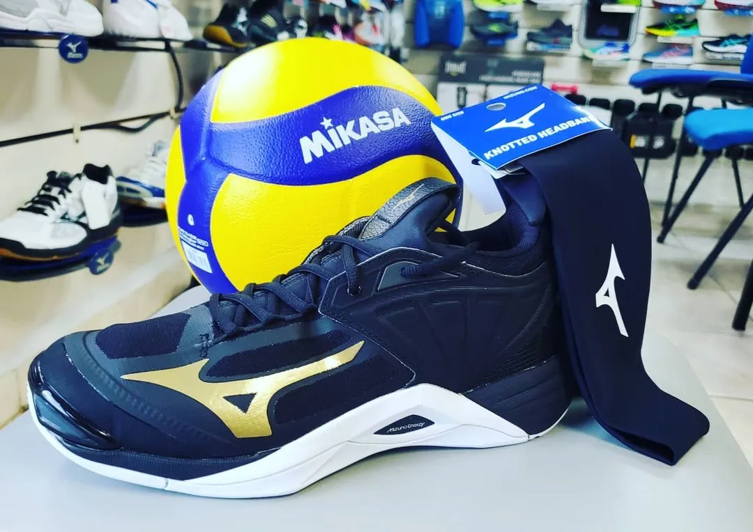 Mizuno Wave Momentum 2 Men's UNISEX Volleyball Shoes