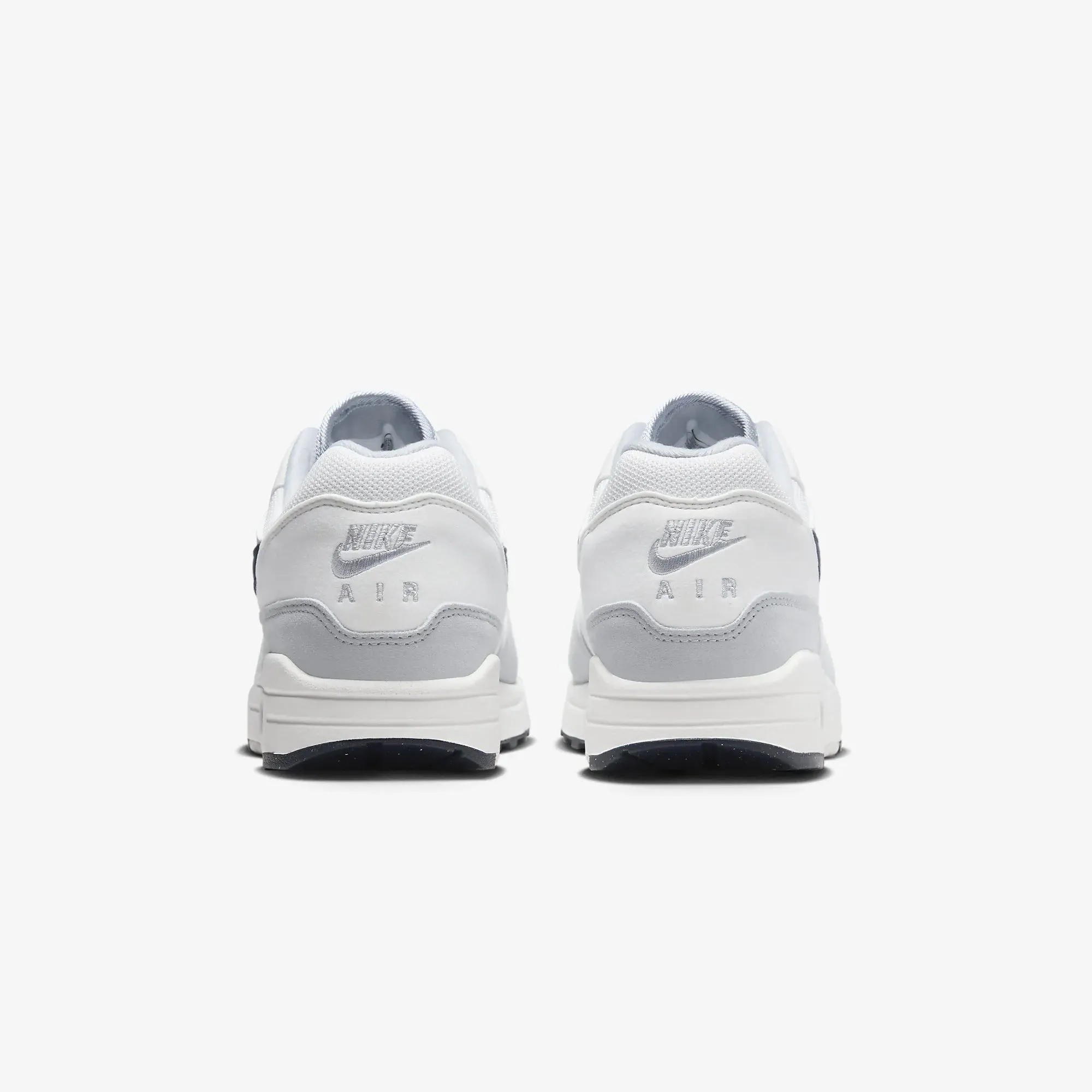 Nike | AIR MAX 1  { PLATINUM TINT/DARK OBSIDIAN-WOLF GREY