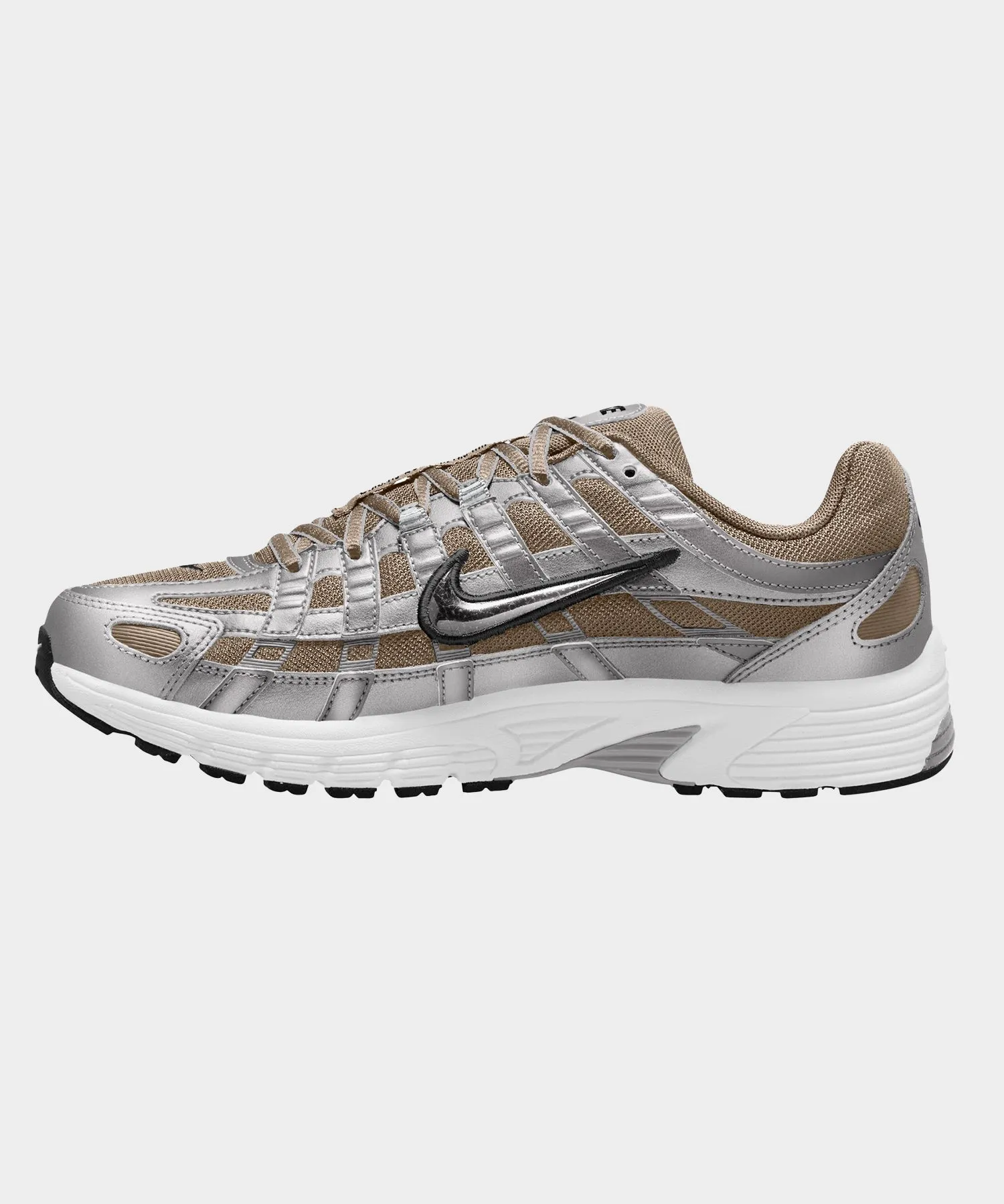 Nike P-6000 in Khaki / Metallic Platinum