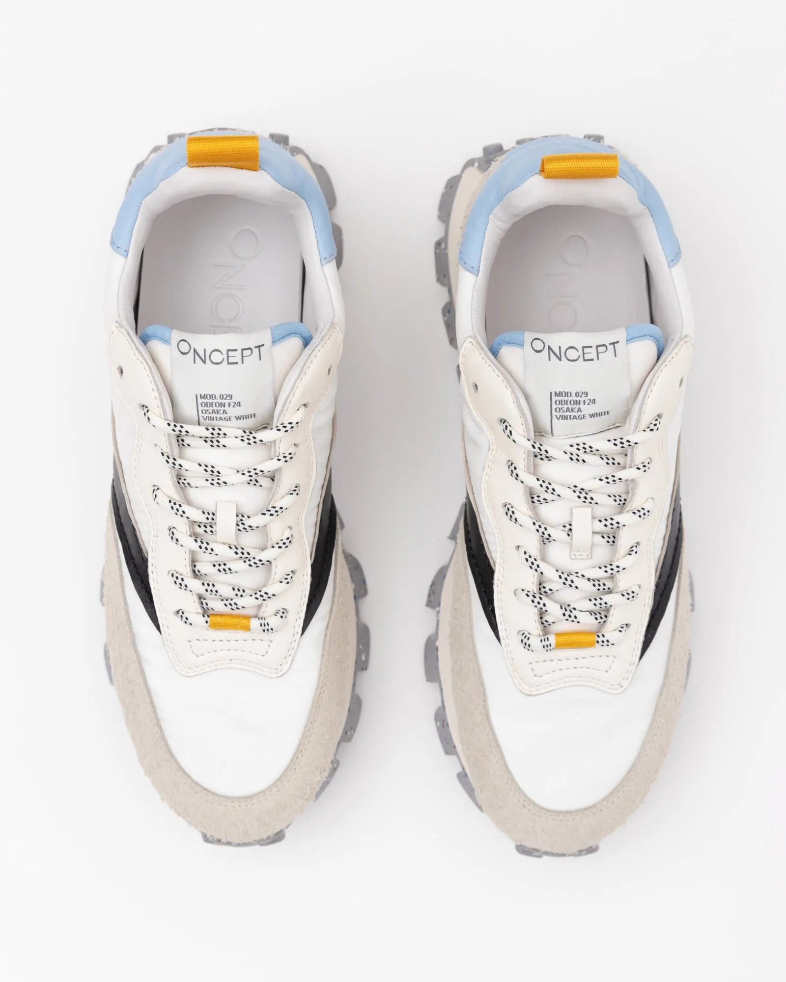 Oncept Osaka Sneakers in Vintage White