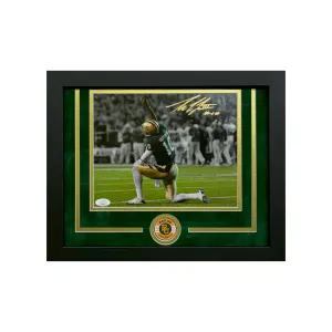 RGIII Hand Signed & Framed Baylor 8x10 Football Photo