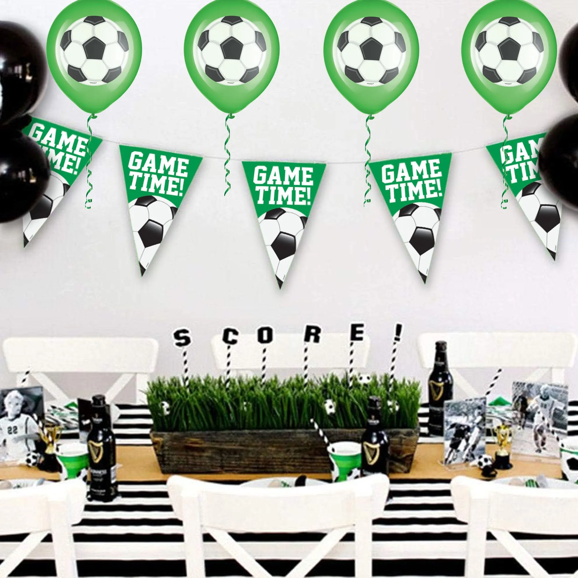 Soccer Party Supplies Goal Getter Green Latex Balloons, 12 Inch, 10 Count