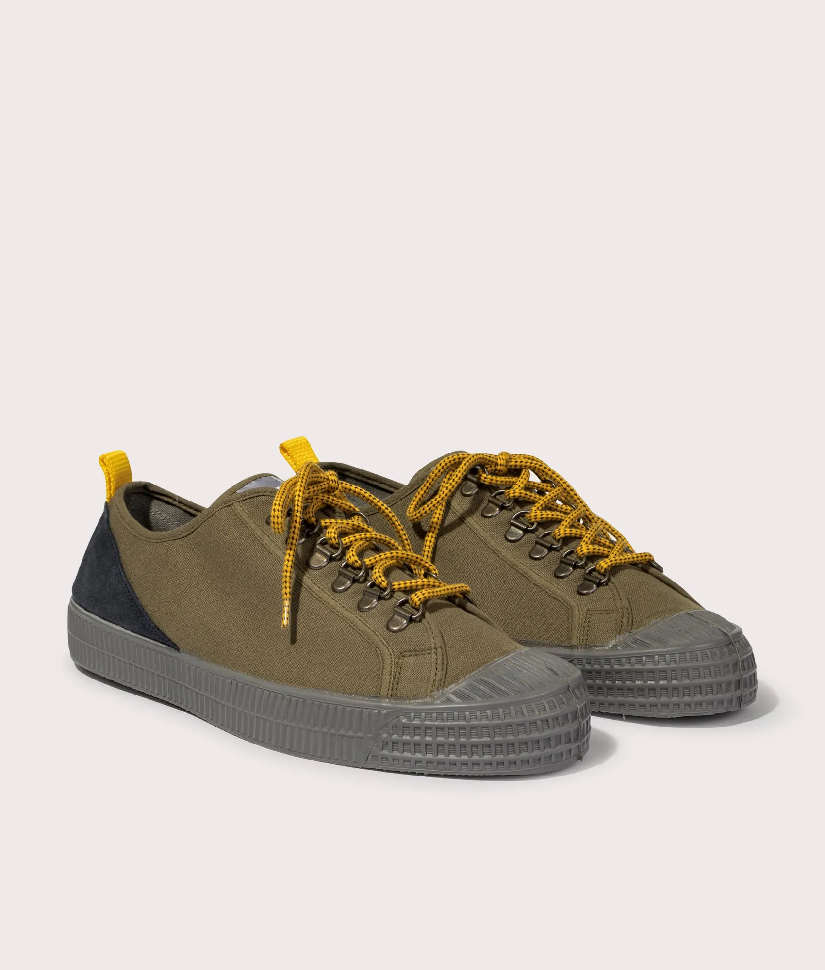 Star Master Hiker Sneakers