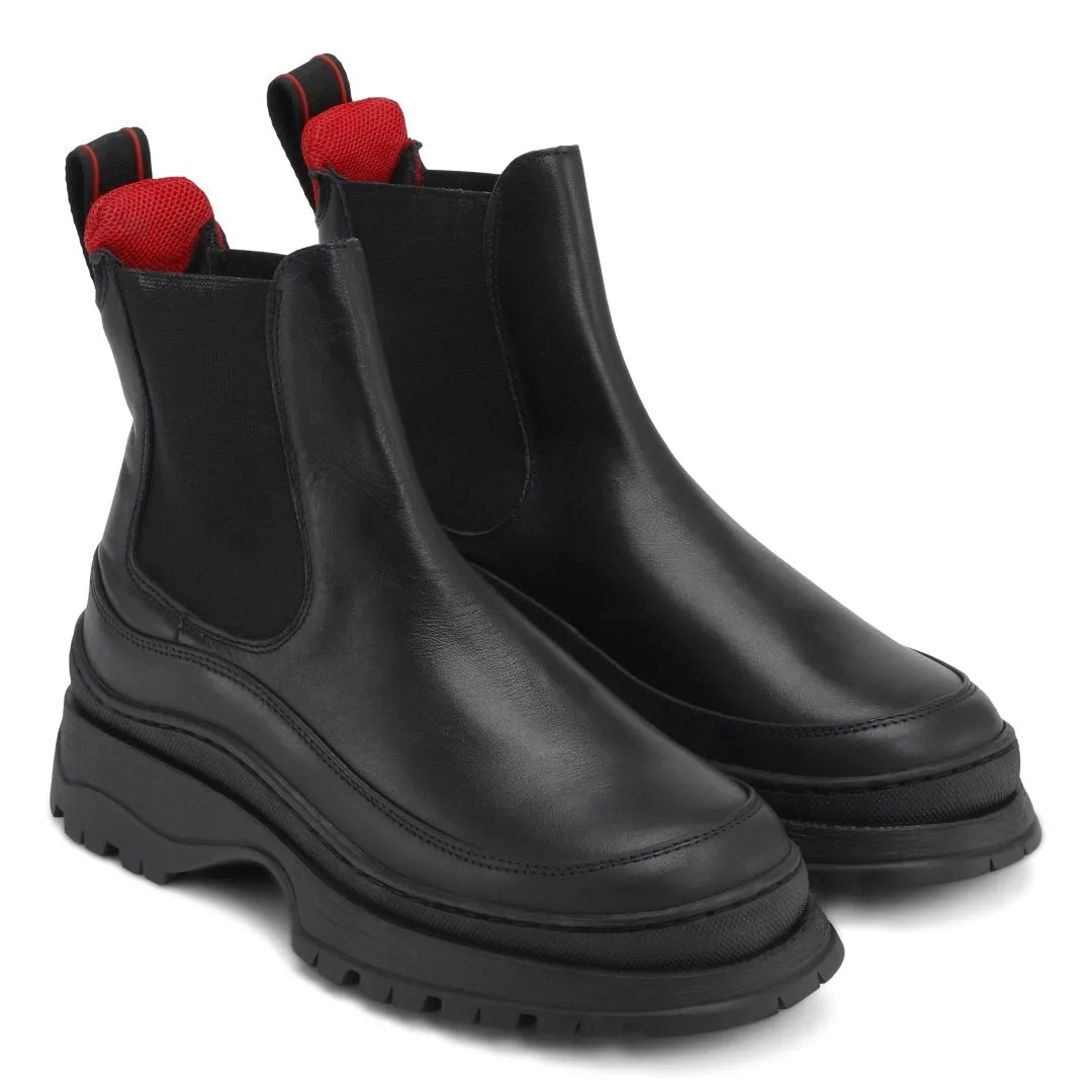 Trail Black Chelsea Boots