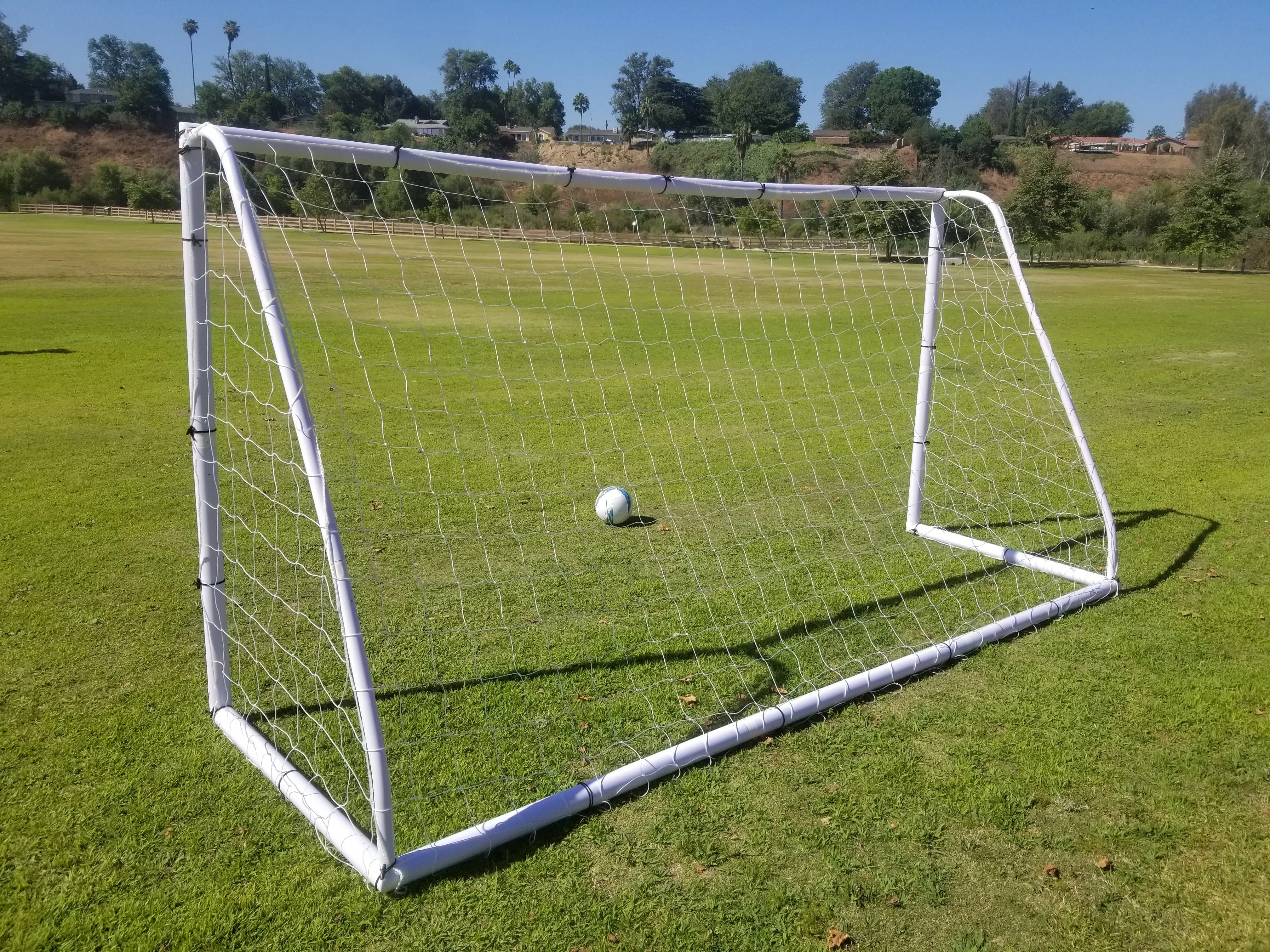 Vallerta® 10 X 6 Ft. PVC Soccer Goal w/Carry Bag & Weatherproof Net