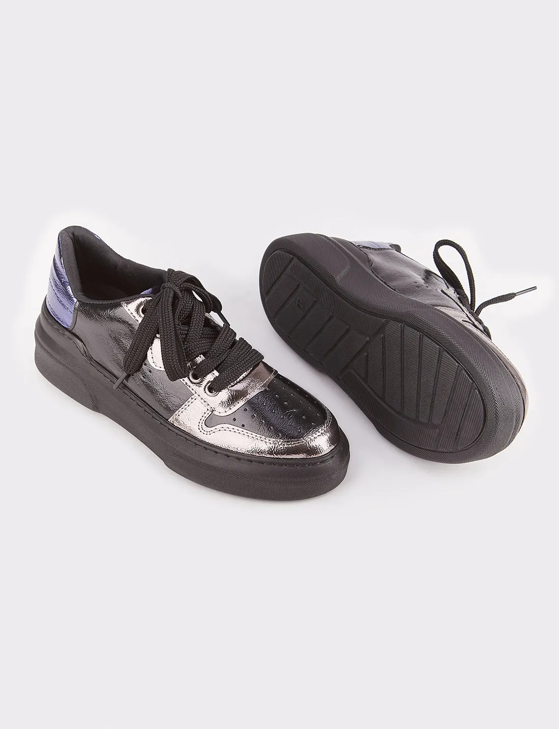 Women Black Color Panel Sneakers