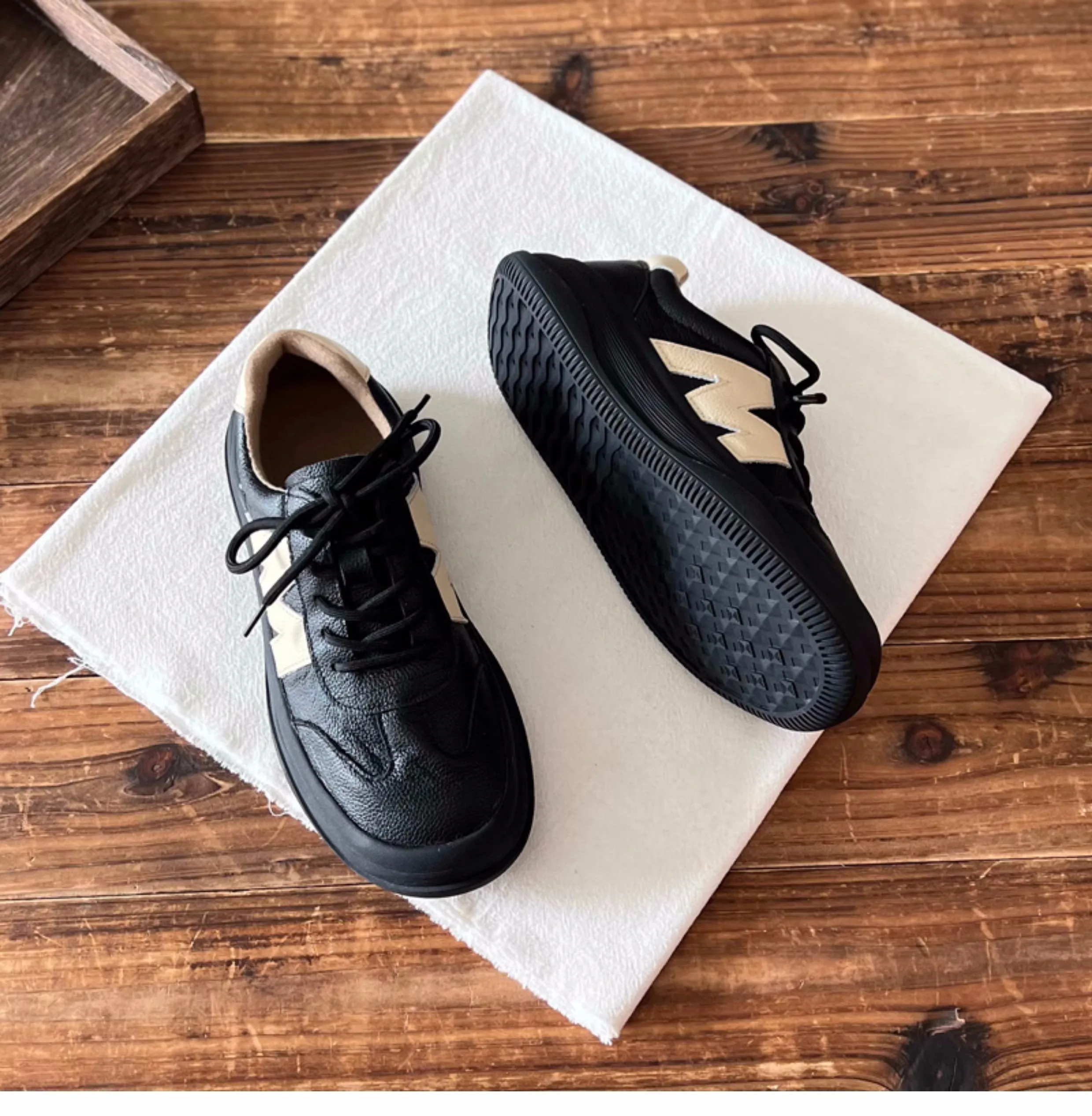 Women Fashion Leather Casual Training Shoes